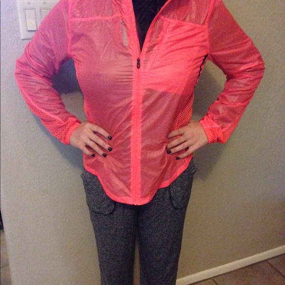 Reebok Windbreaker - Picture 6 of 6